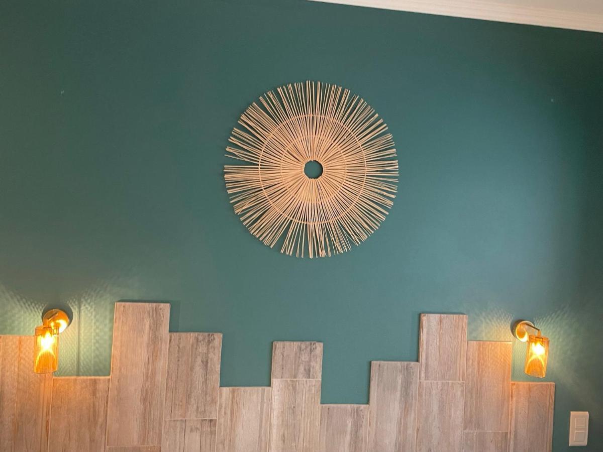 Au Tapis De Sable Otel Saint-Cyr-sur-Mer Dış mekan fotoğraf