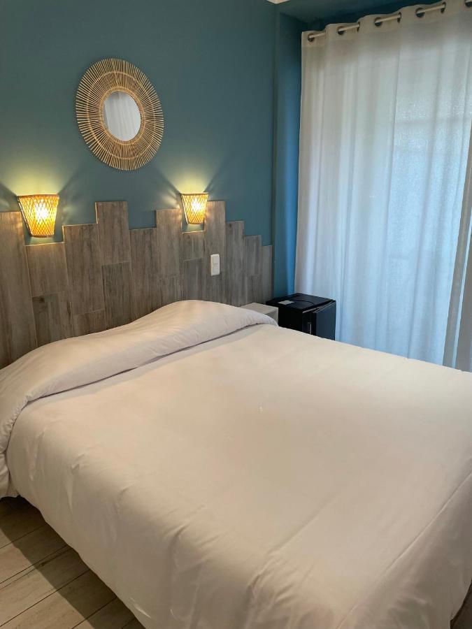 Au Tapis De Sable Otel Saint-Cyr-sur-Mer Dış mekan fotoğraf
