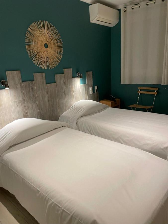 Au Tapis De Sable Otel Saint-Cyr-sur-Mer Dış mekan fotoğraf