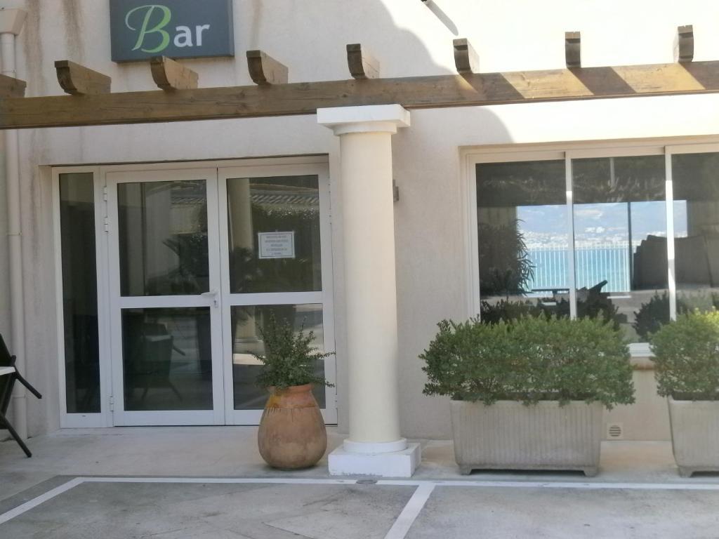Au Tapis De Sable Otel Saint-Cyr-sur-Mer Dış mekan fotoğraf
